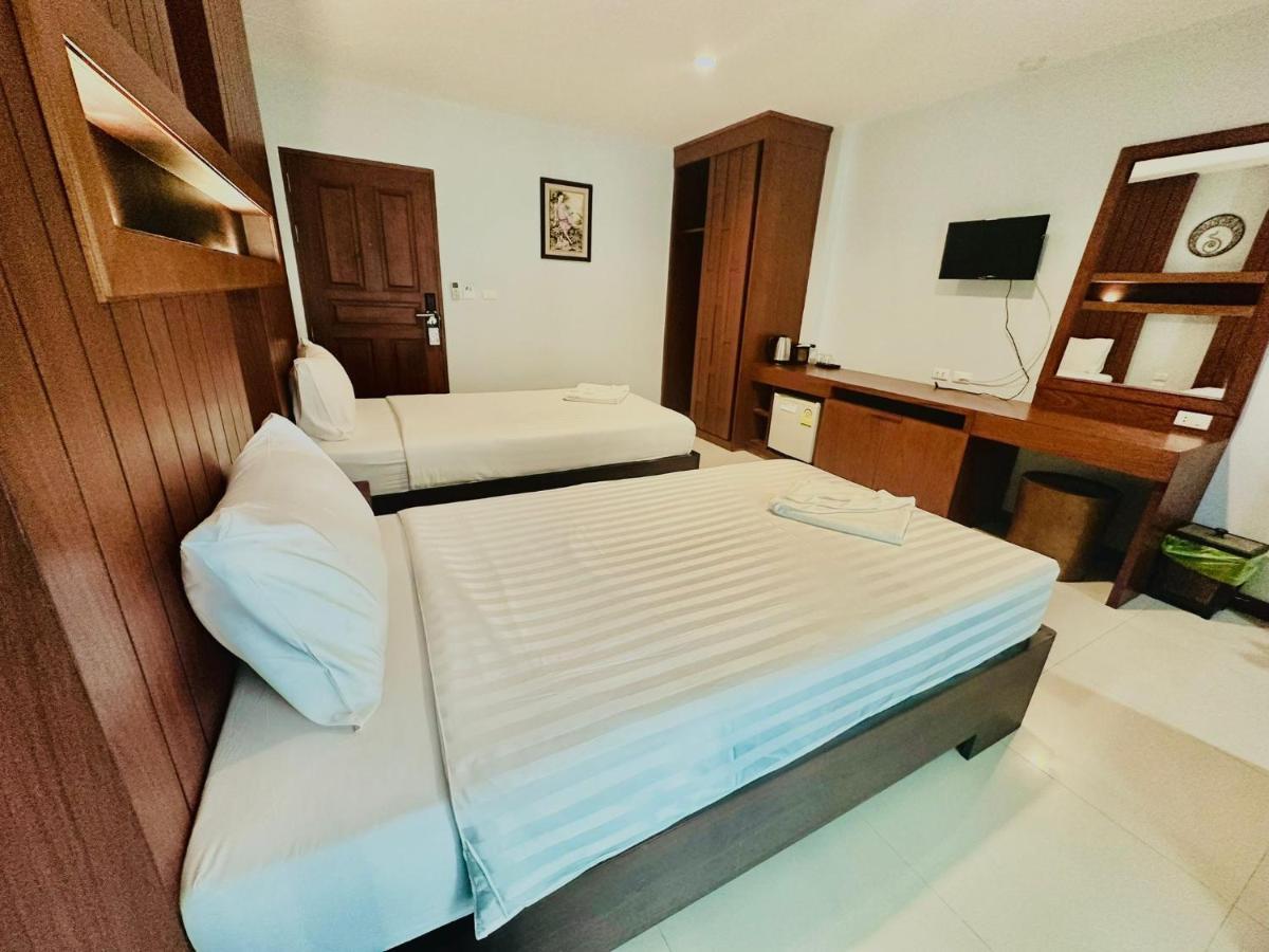 Cokoon Deva Patong Hotel Экстерьер фото