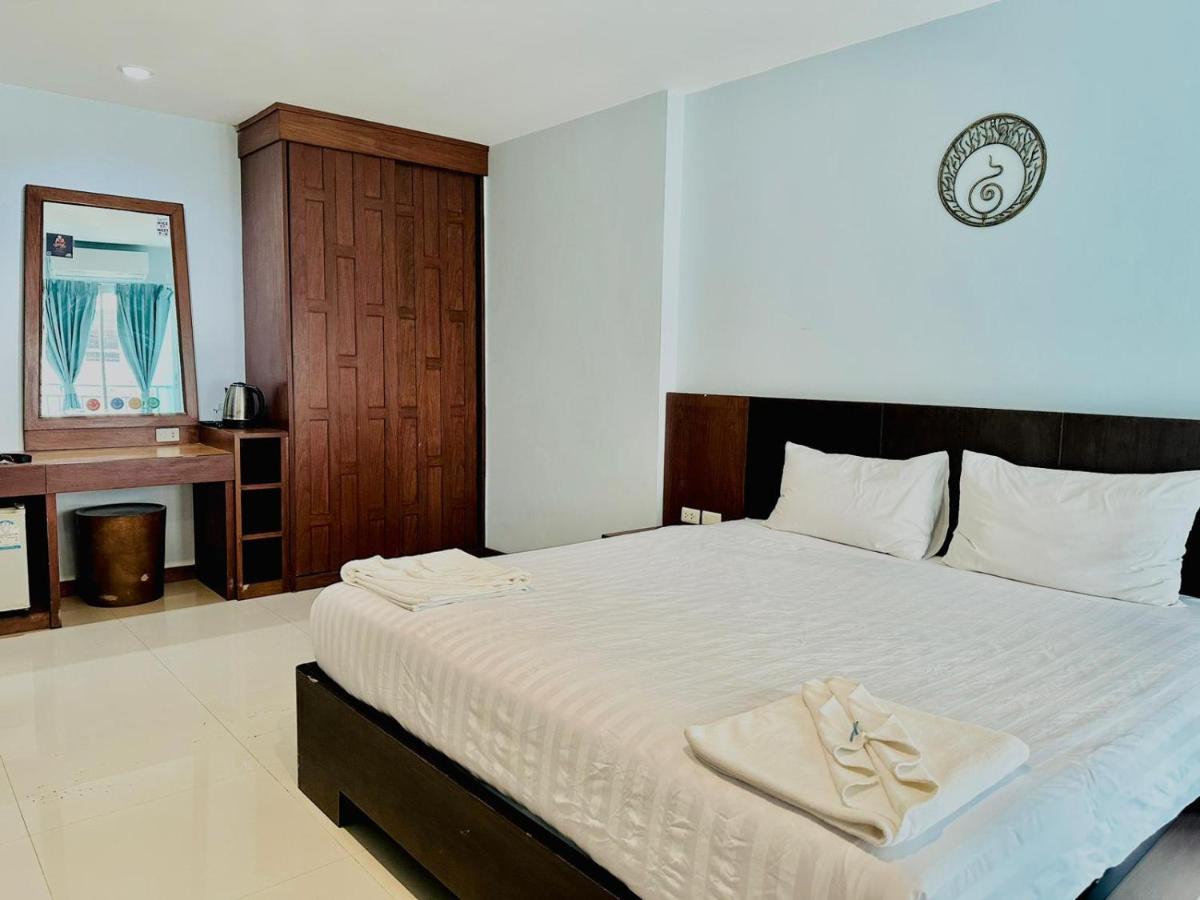 Cokoon Deva Patong Hotel Экстерьер фото
