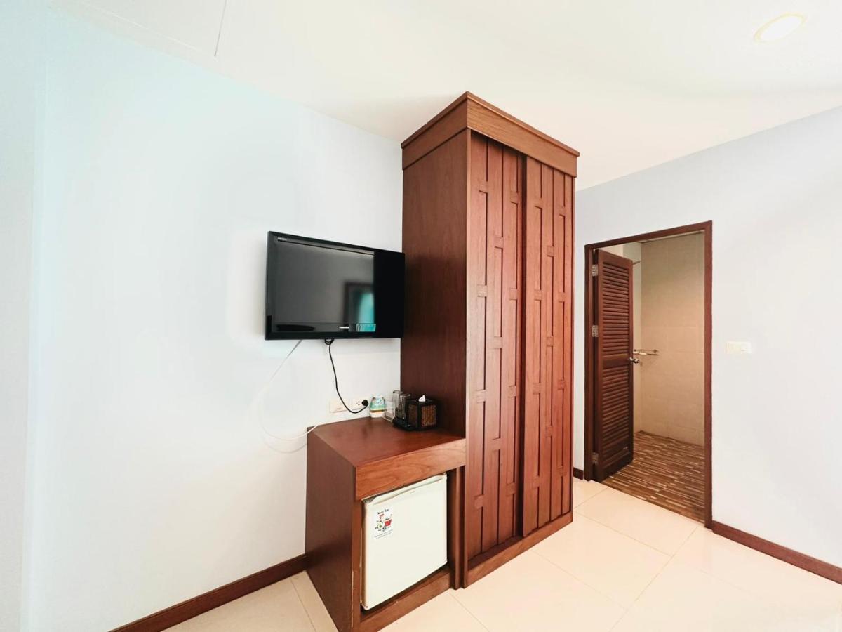 Cokoon Deva Patong Hotel Экстерьер фото