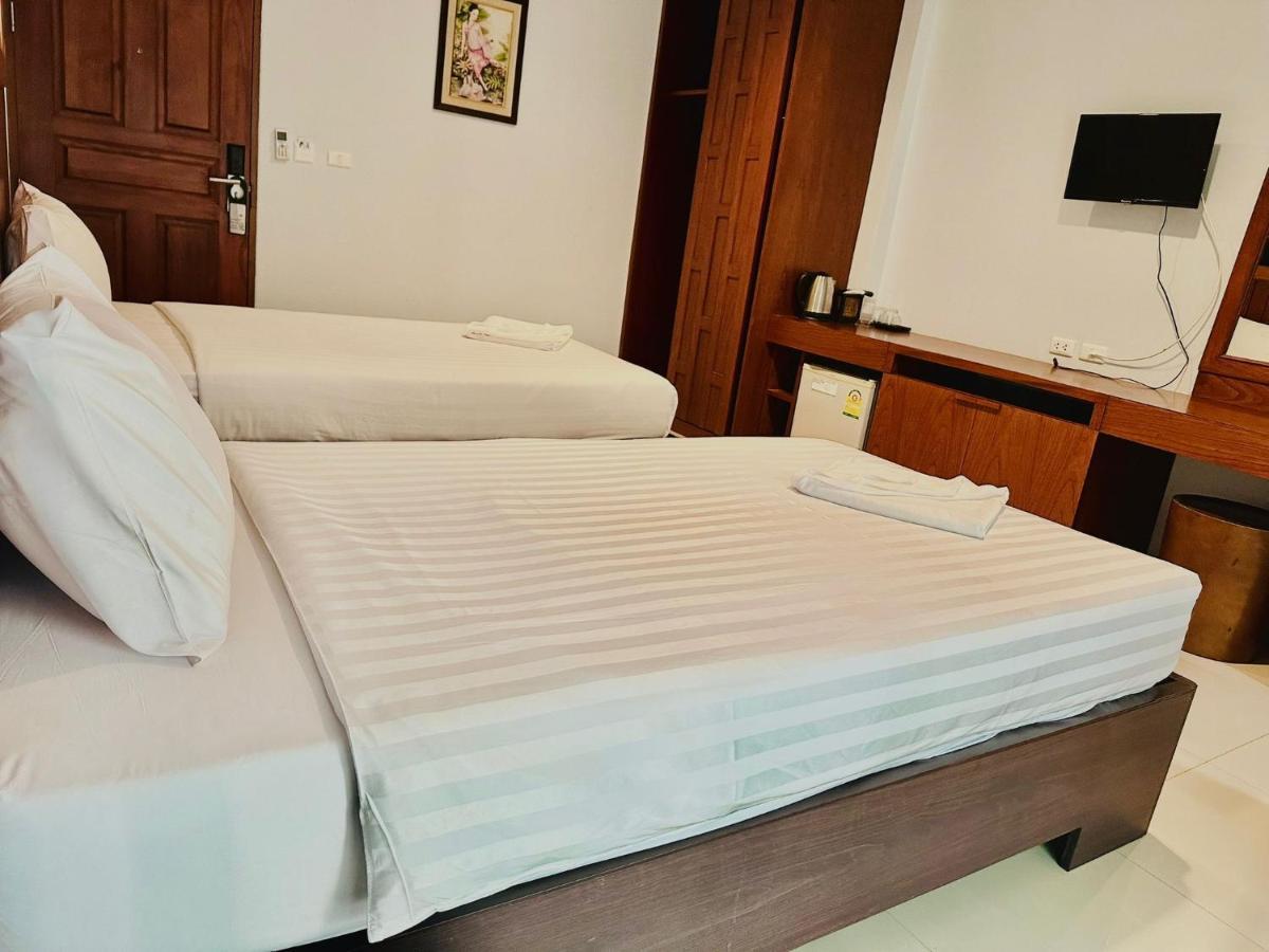 Cokoon Deva Patong Hotel Экстерьер фото