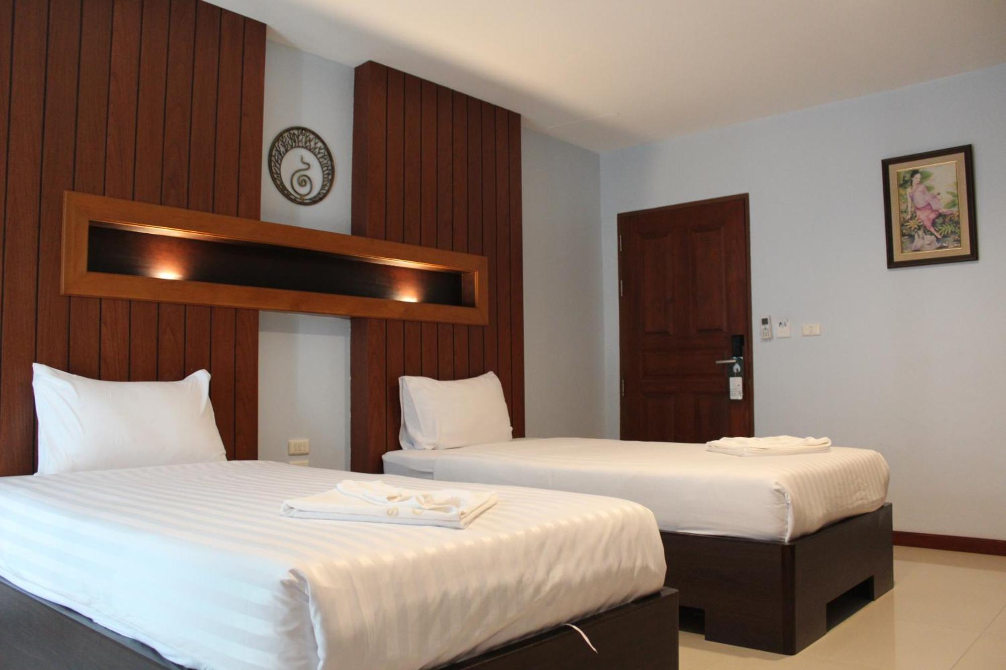Cokoon Deva Patong Hotel Экстерьер фото